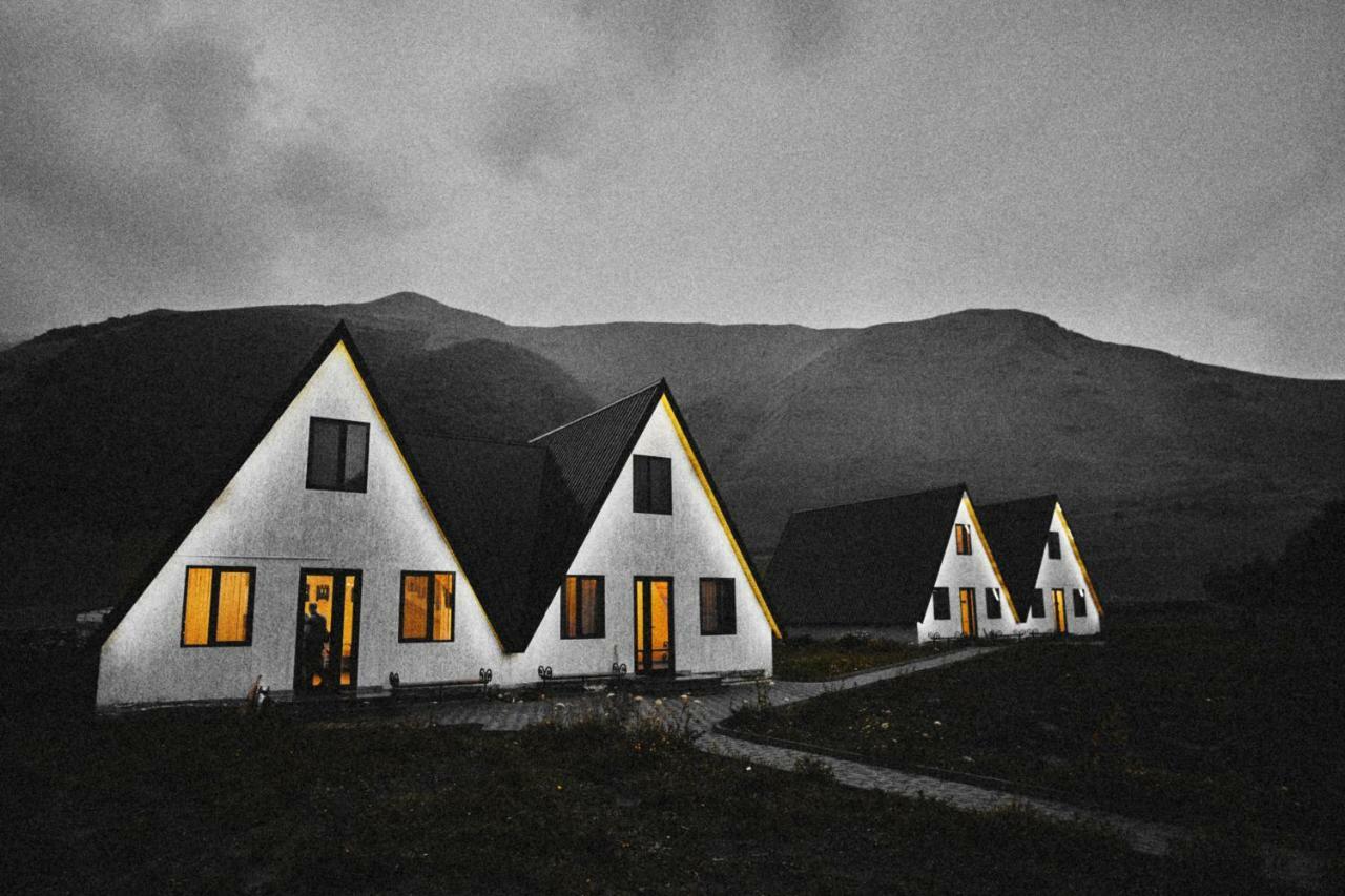 Hotel Twins Achkhoti Kazbegi Eksteriør billede