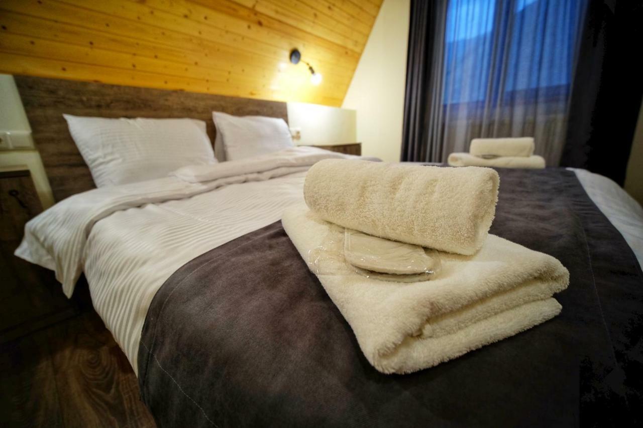 Hotel Twins Achkhoti Kazbegi Eksteriør billede